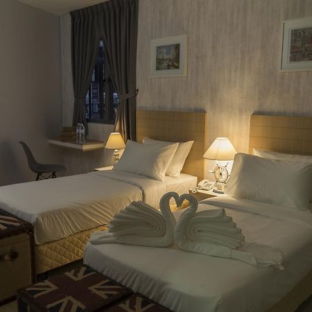 ไลท์เฮาส์ โฮเต็ลแอนด์ชอร์ตสเตย์ Hotel เปอตาลิงจายา ภายนอก รูปภาพ