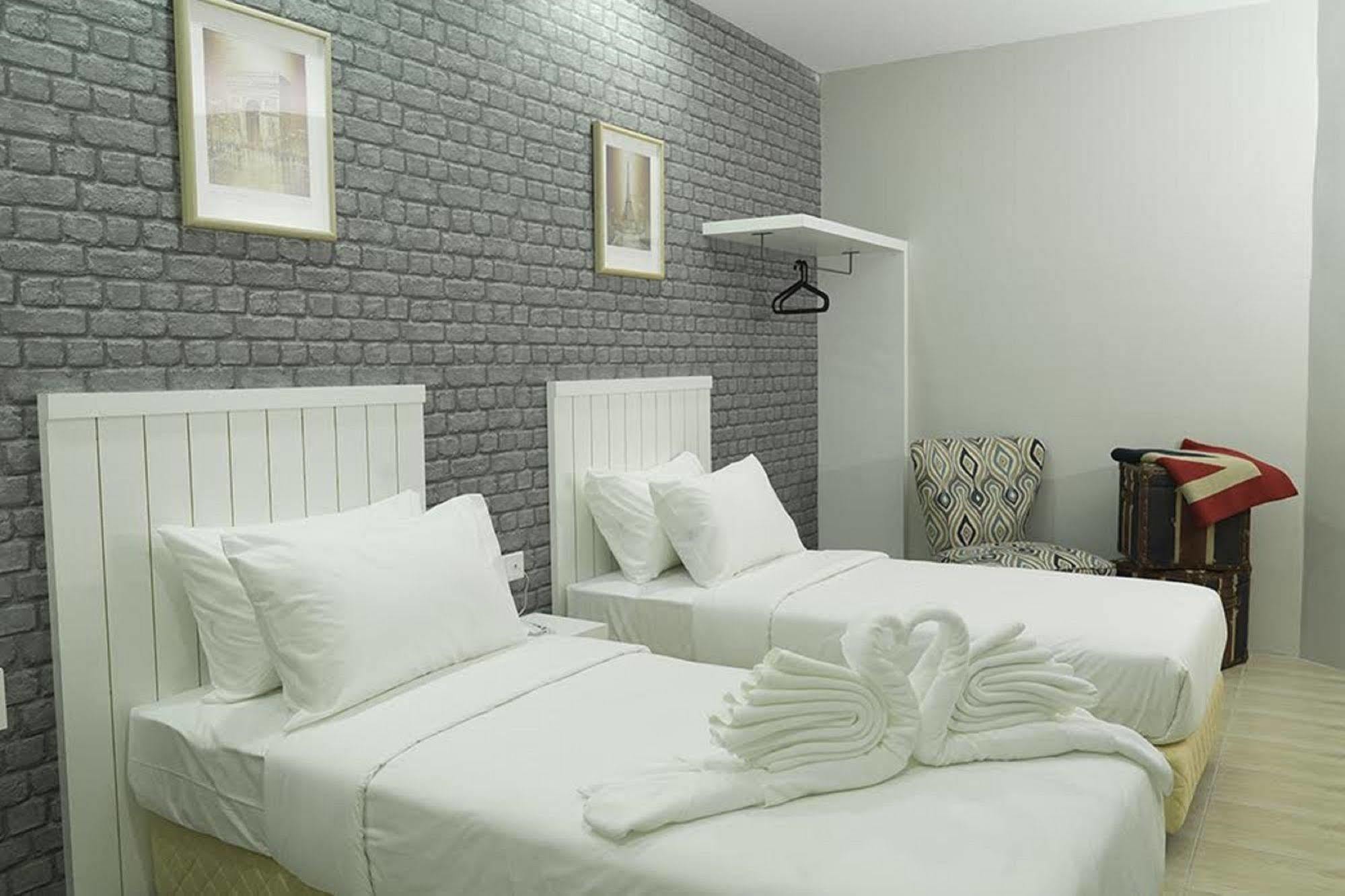 ไลท์เฮาส์ โฮเต็ลแอนด์ชอร์ตสเตย์ Hotel เปอตาลิงจายา ภายนอก รูปภาพ